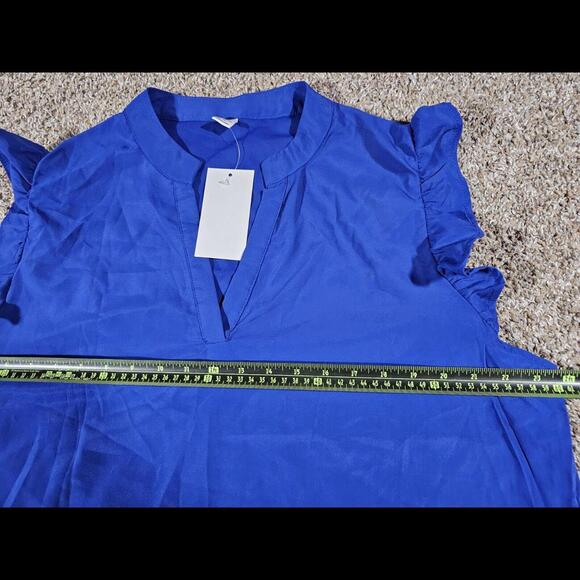 WDIRARA vneck top NWT XXL - Picture 6 of 8